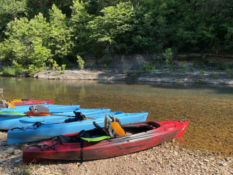 Full HD JPG 2023 DogwoodCanyon Activities Kayaking 0001 768x576