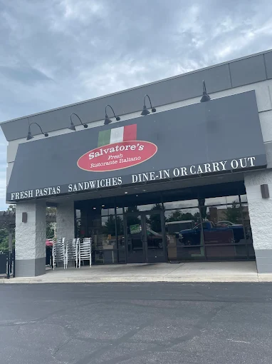 salvatores store front